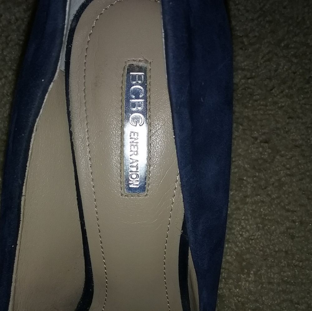 Shoes - Picture 2 of 3